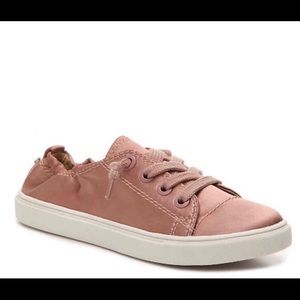 Steve Madden Jane Sneakers